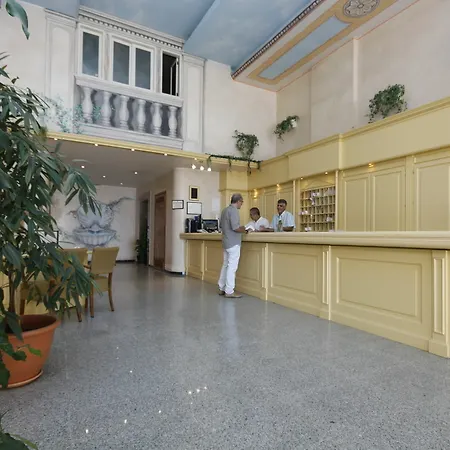 Apartahotel Atlantic Club 3*